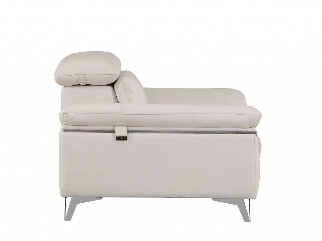 HomeRoots 31" Fashionable Leather Chair in White Finish