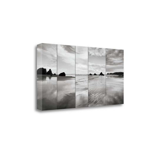 HomeRoots 34" Modern Black and White Beach Giclee Wrap Canvas Wall Art