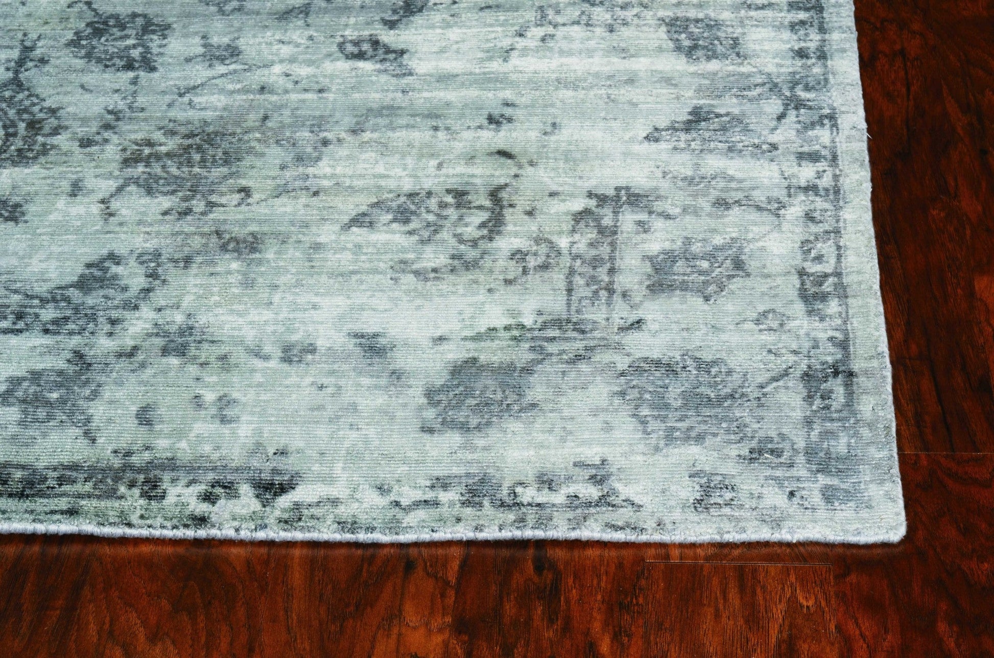HomeRoots 39" x 63" Grey Viscose Rug