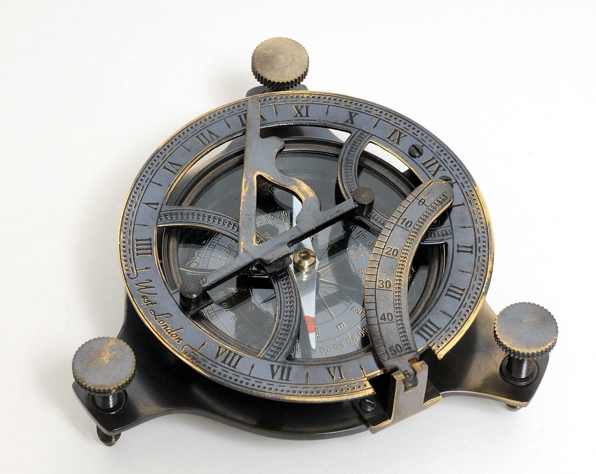 HomeRoots 3.25" x 3.25" x 3.25" Sundial Compass in Wood Box Small