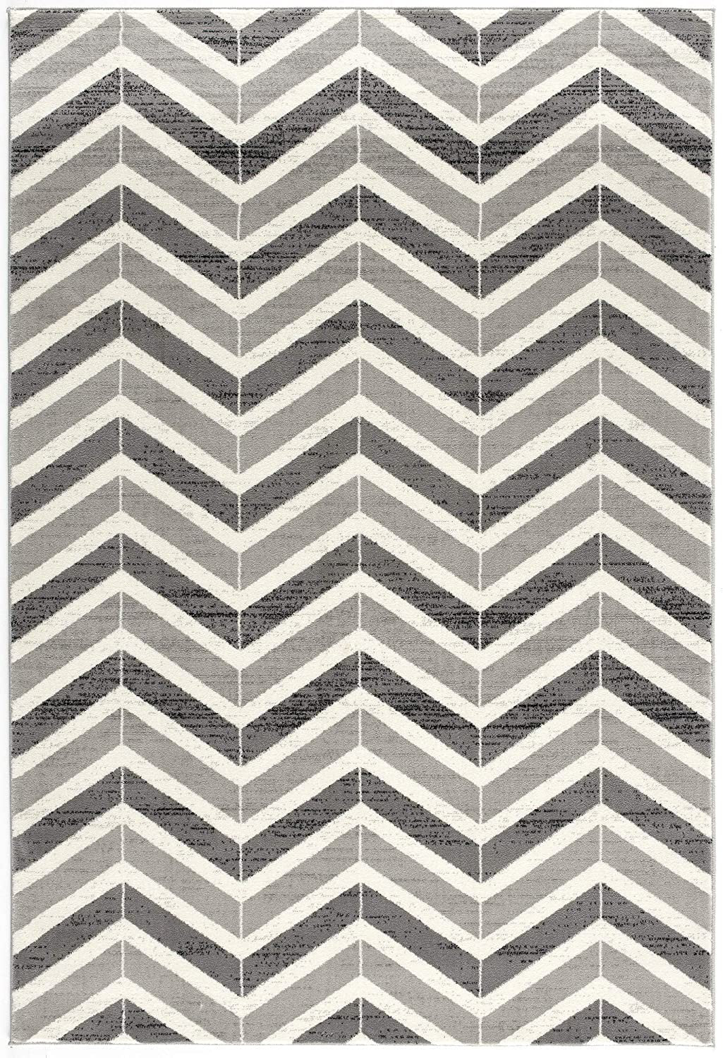 HomeRoots 4' x 6' Gray Distressed Chevron Area Rug