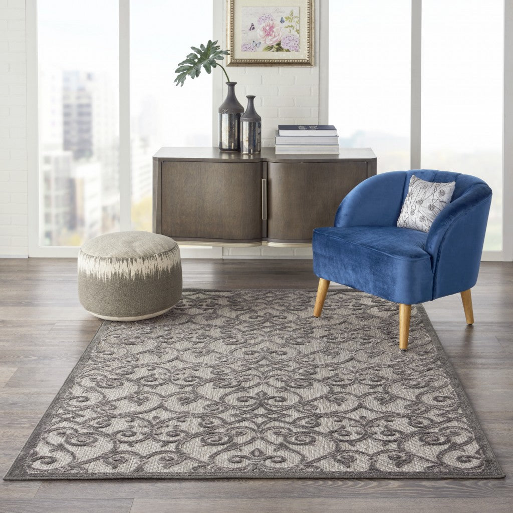 HomeRoots 4’ x 6’ Gray and Charcoal Indoor Outdoor Area Rug