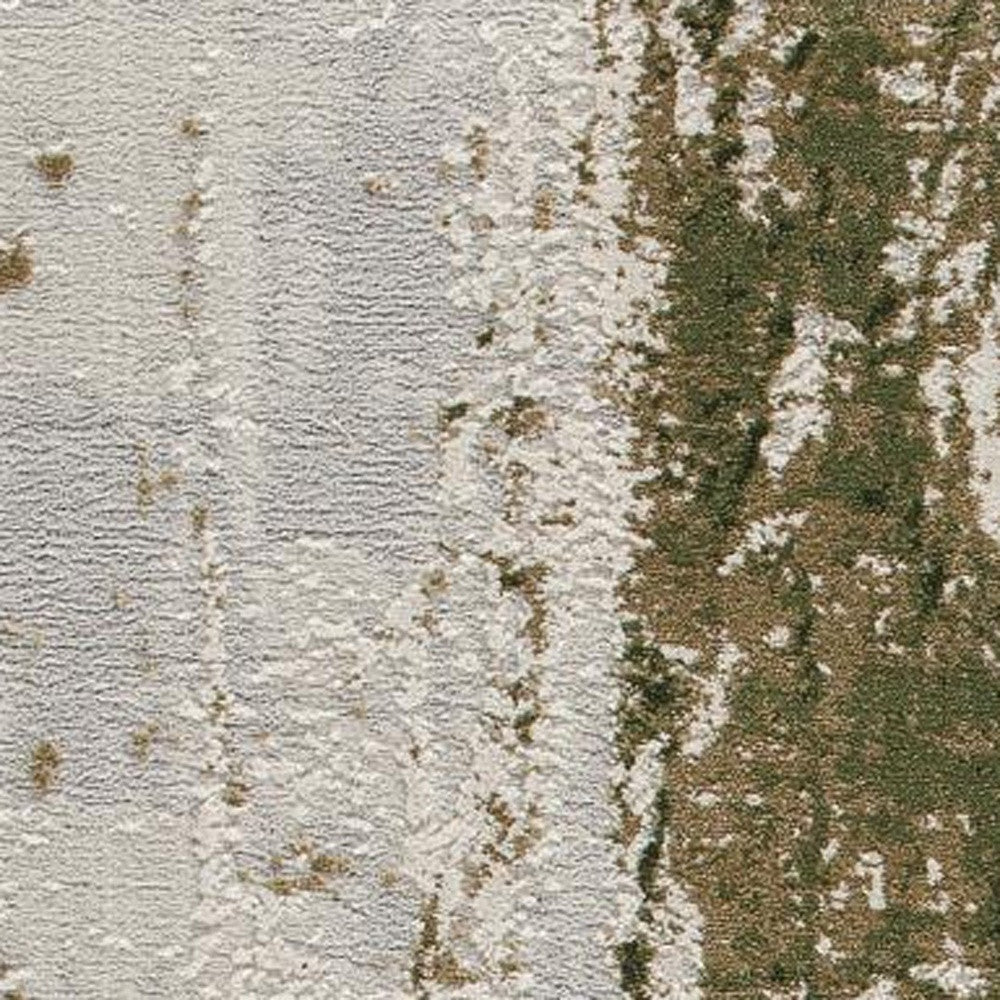 HomeRoots 4' x 6' Green and Ivory Distressed Area Rug