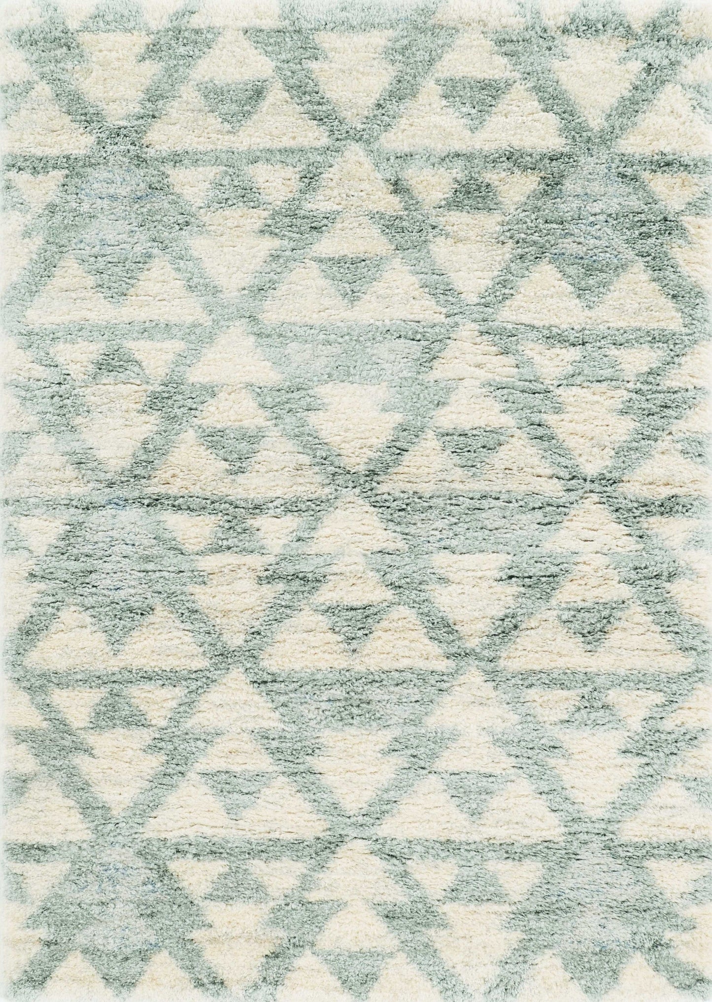 HomeRoots 4' x 6' Ivory or Grey Geometric Triangles Area Rug