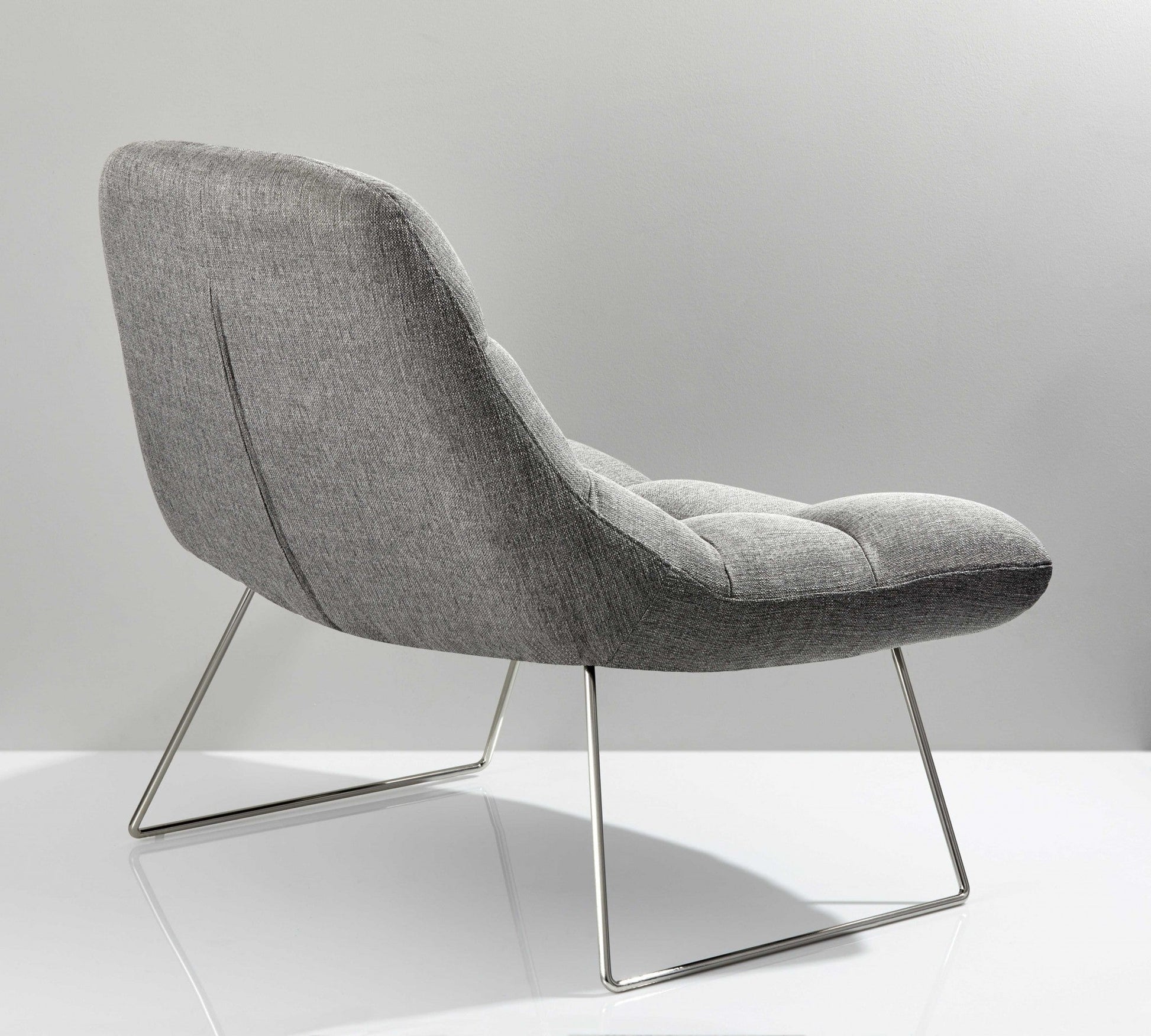 HomeRoots 40" Gray Linen Tufted Butterfly Chair With Silver Base Finish