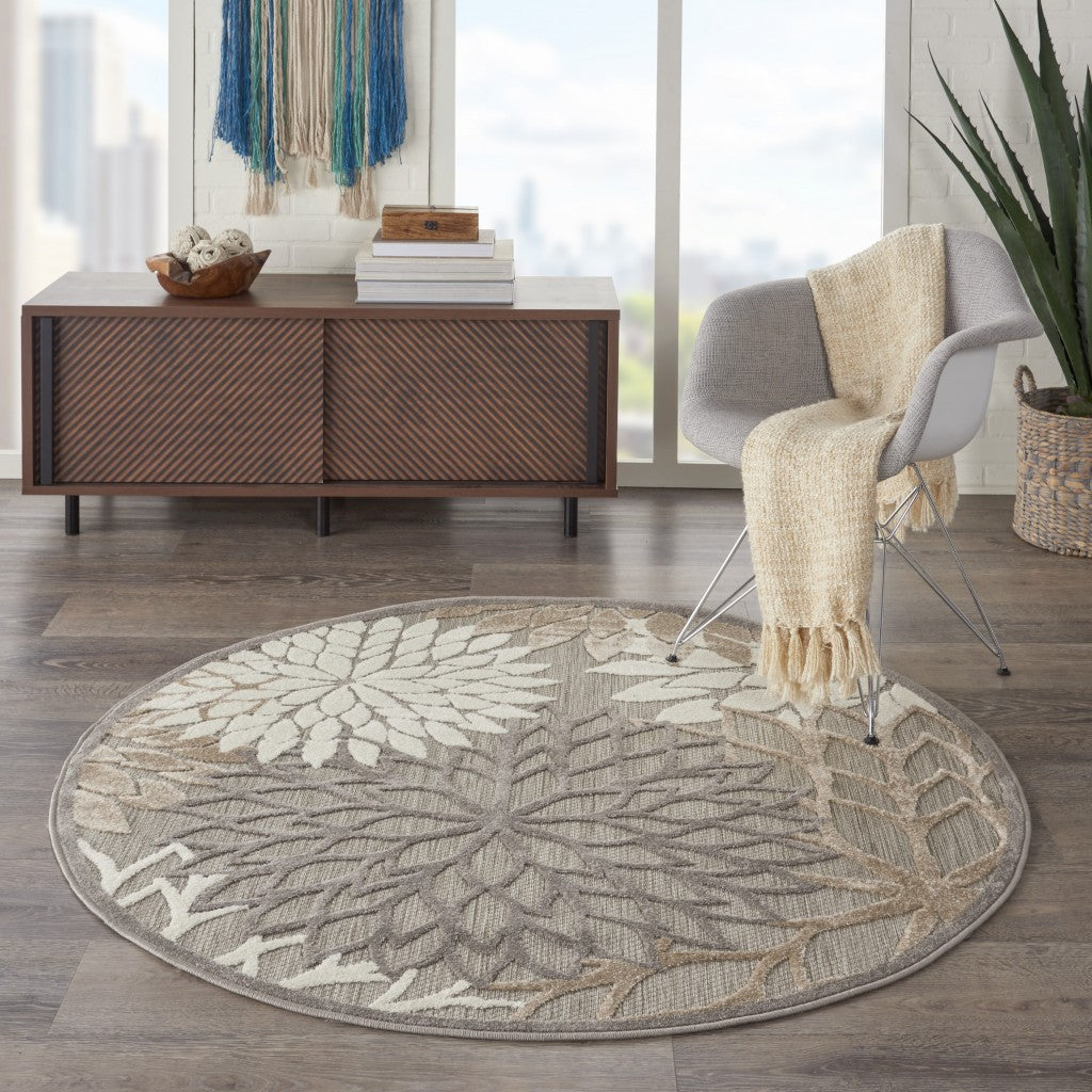 HomeRoots 5’ Round Natural and Gray Indoor Outdoor Area Rug