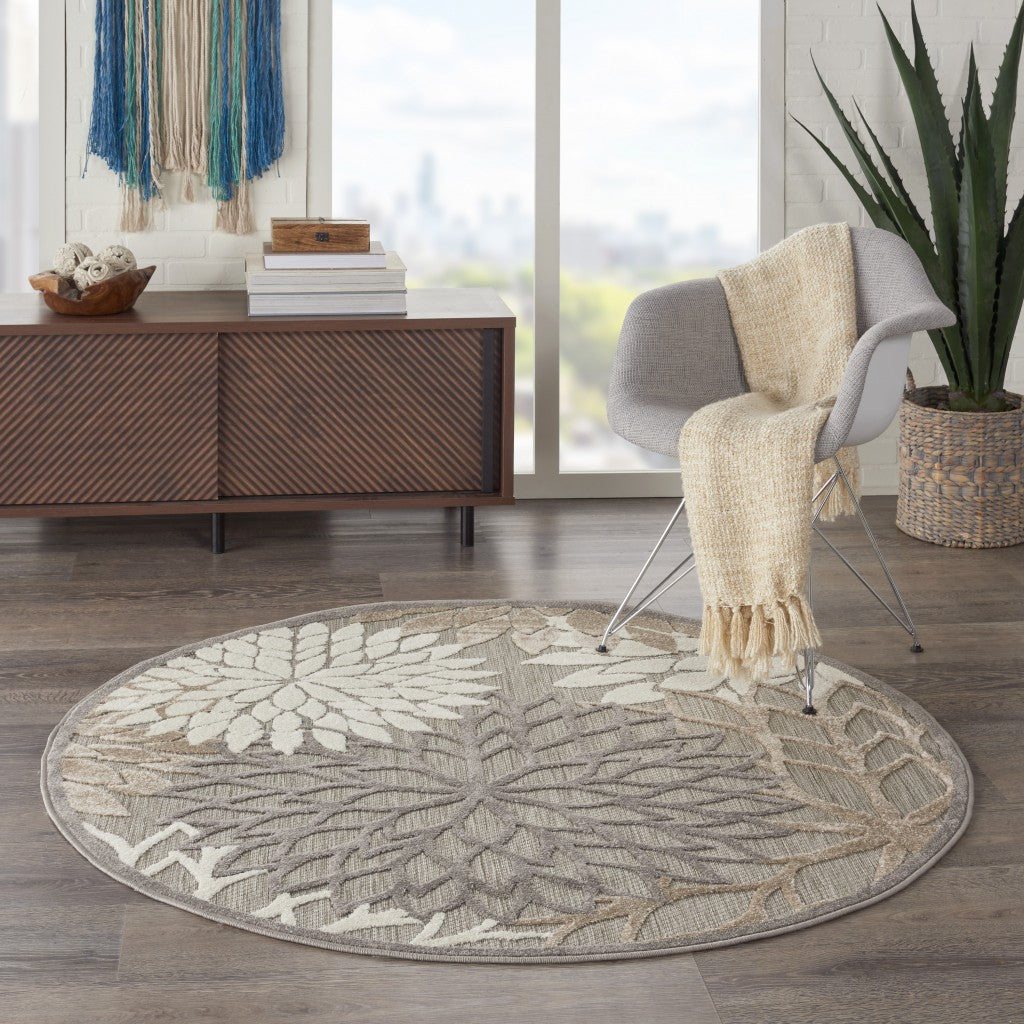 HomeRoots 5’ Round Natural and Gray Indoor Outdoor Area Rug