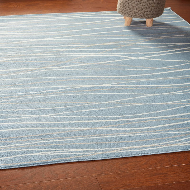 HomeRoots 5’ x 7’ Contemporary Waves Area Rug in Gray Finish