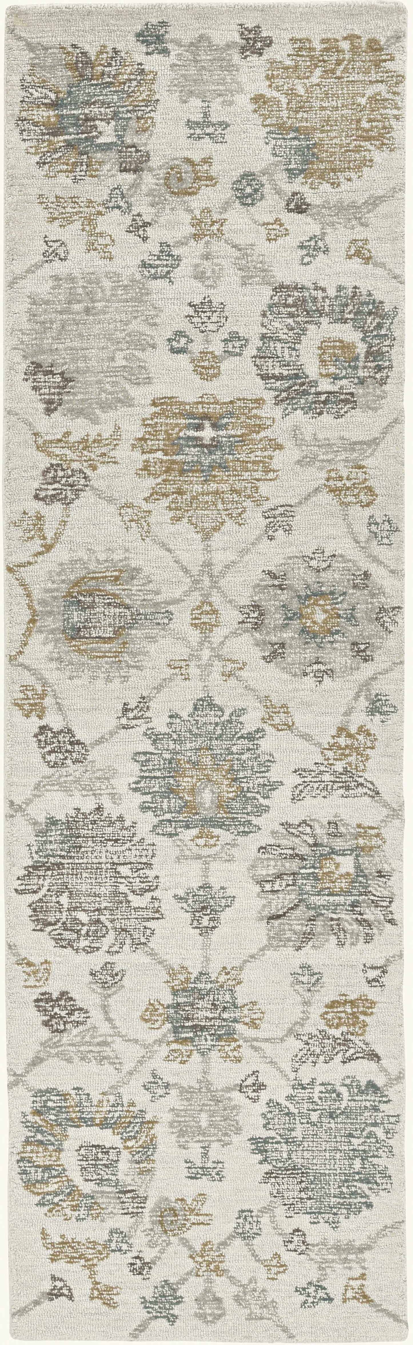 HomeRoots 5' x 7' Ivory Hand Tufted Space Dyed Floral Traditional Indoor Area Rug