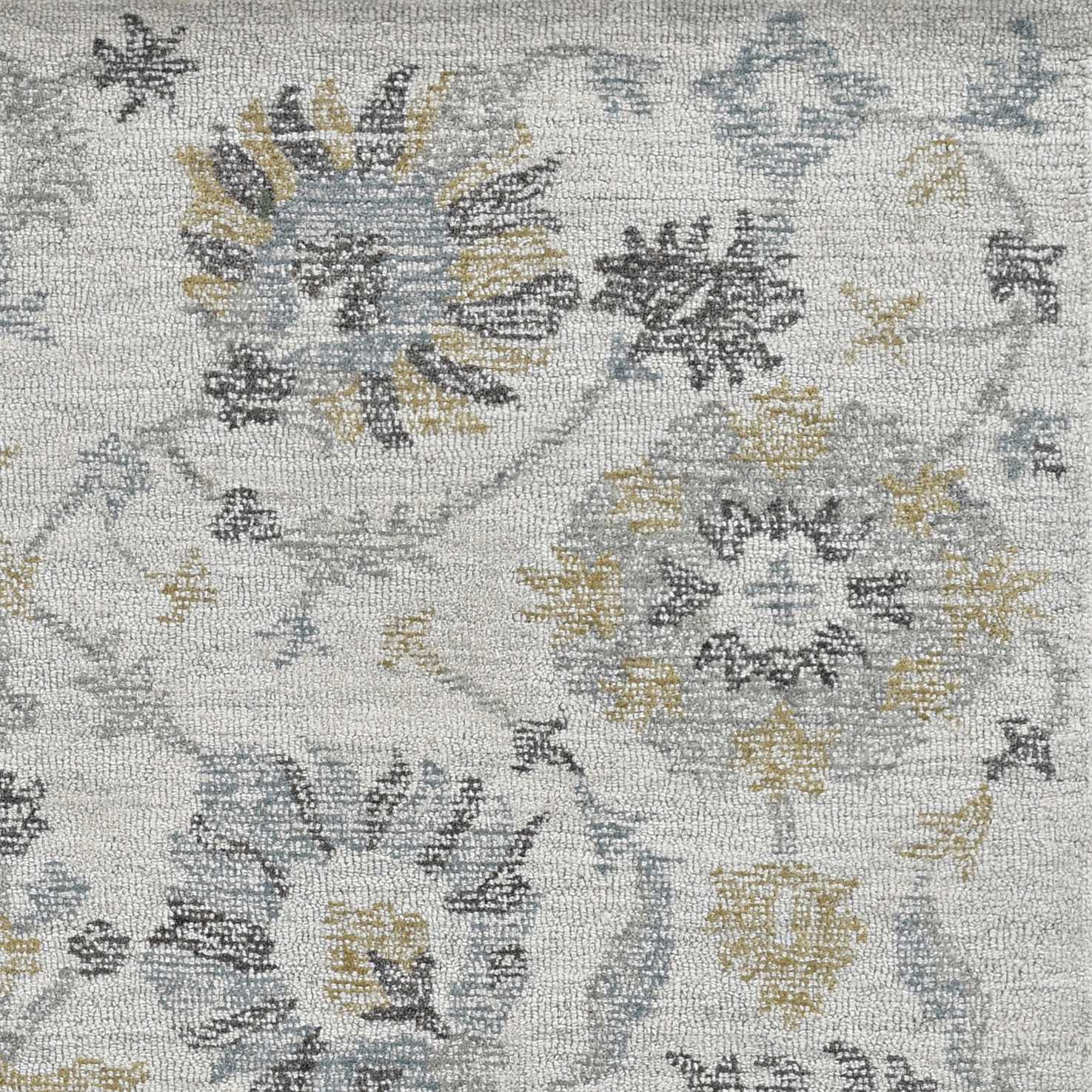 HomeRoots 5' x 7' Ivory Hand Tufted Space Dyed Floral Traditional Indoor Area Rug