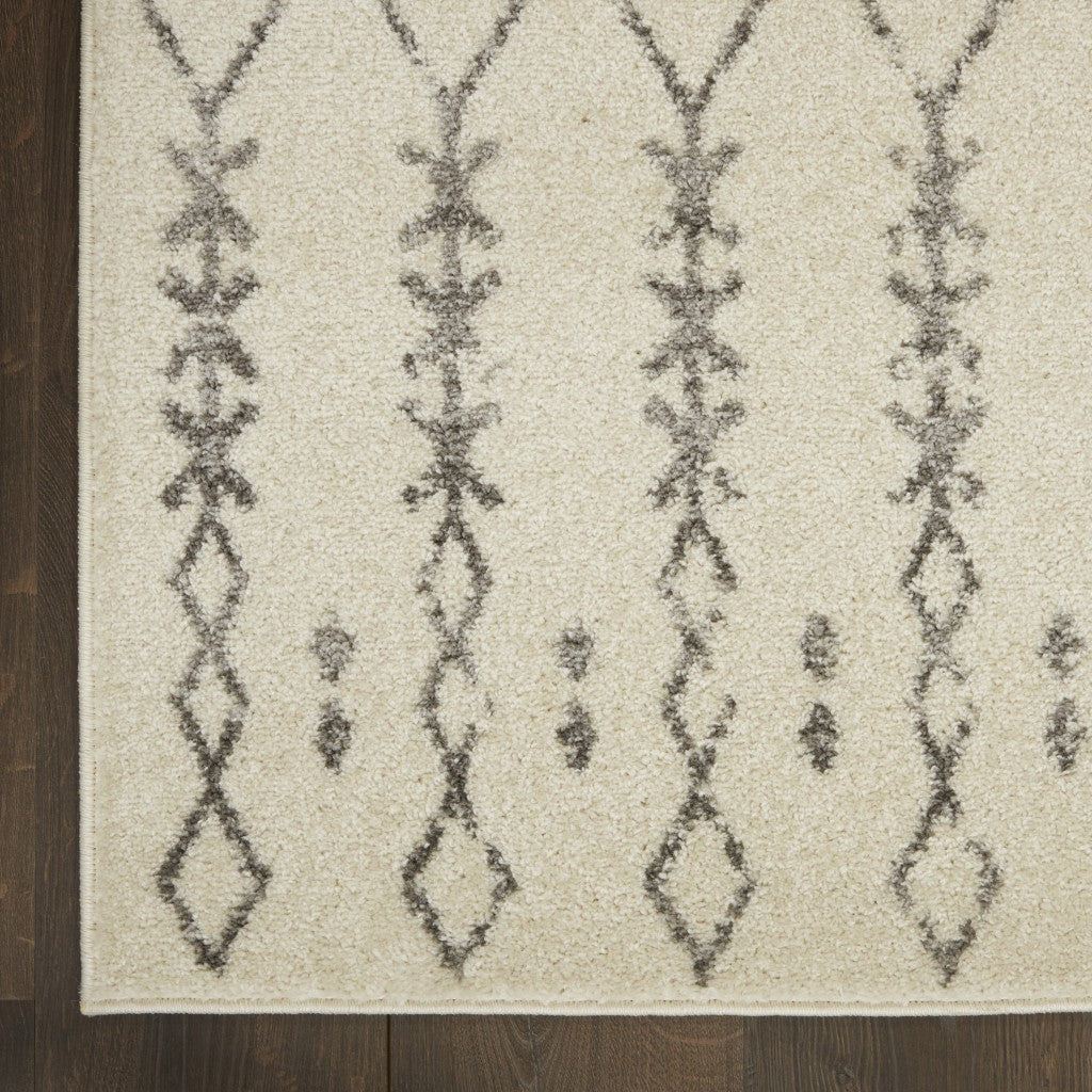 HomeRoots 5’ x 7’ Ivory and Gray Geometric Area Rug