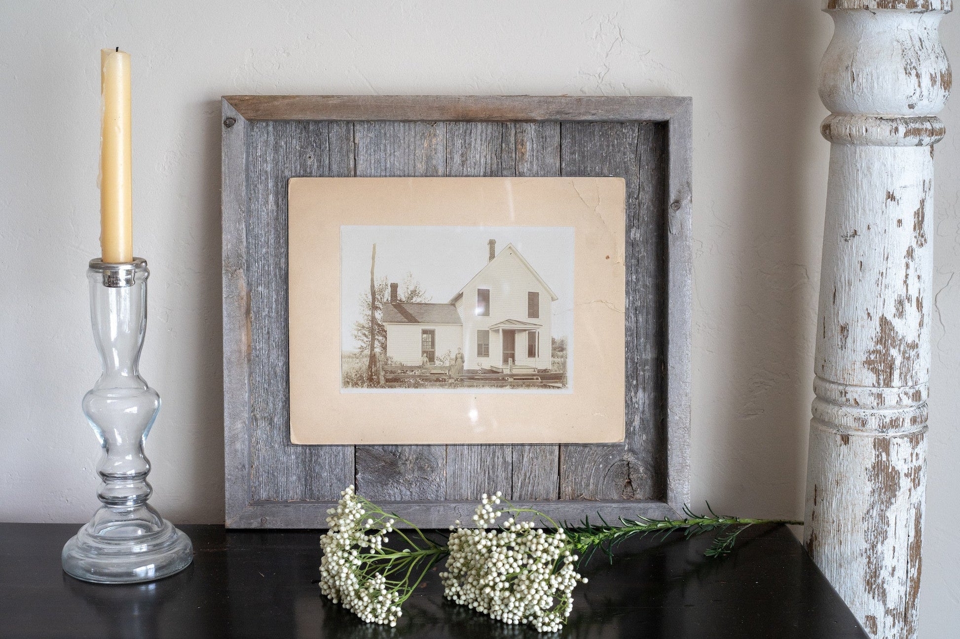 HomeRoots 5" x 7" Natural Weathered Grey Picture Frame with Plexiglass Holder
