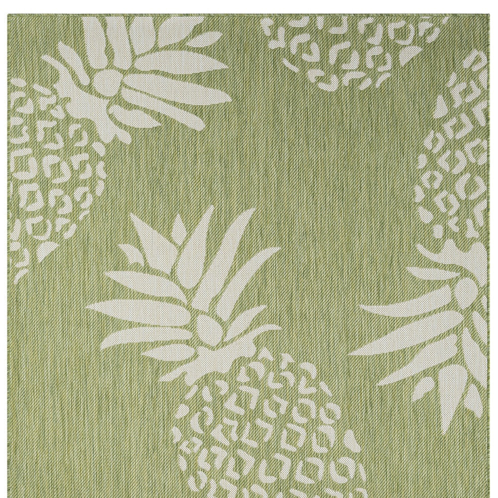 HomeRoots 5’ x 7’ Pineapple Indoor Outdoor Area Rug in Green Finish