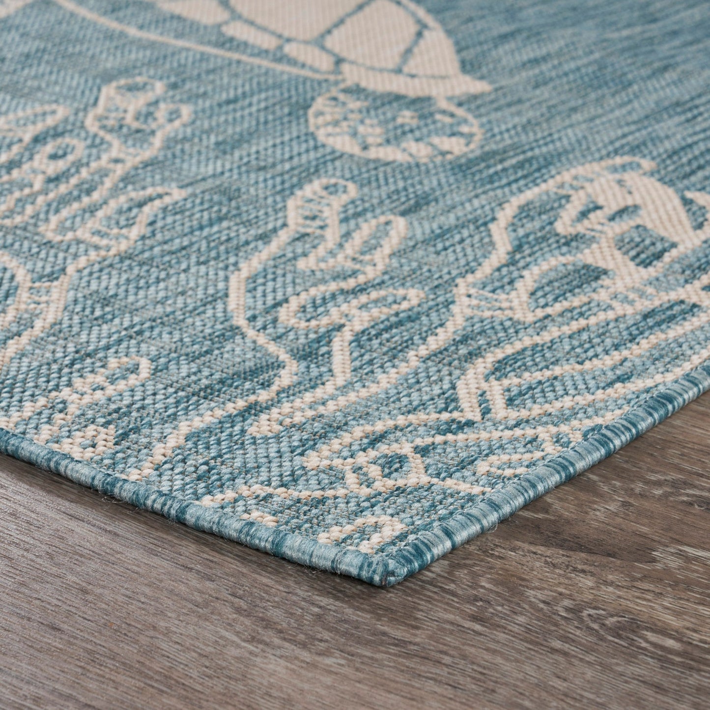 HomeRoots 5' x 7' Teal Turtle Indoor Outdoor Area Rug
