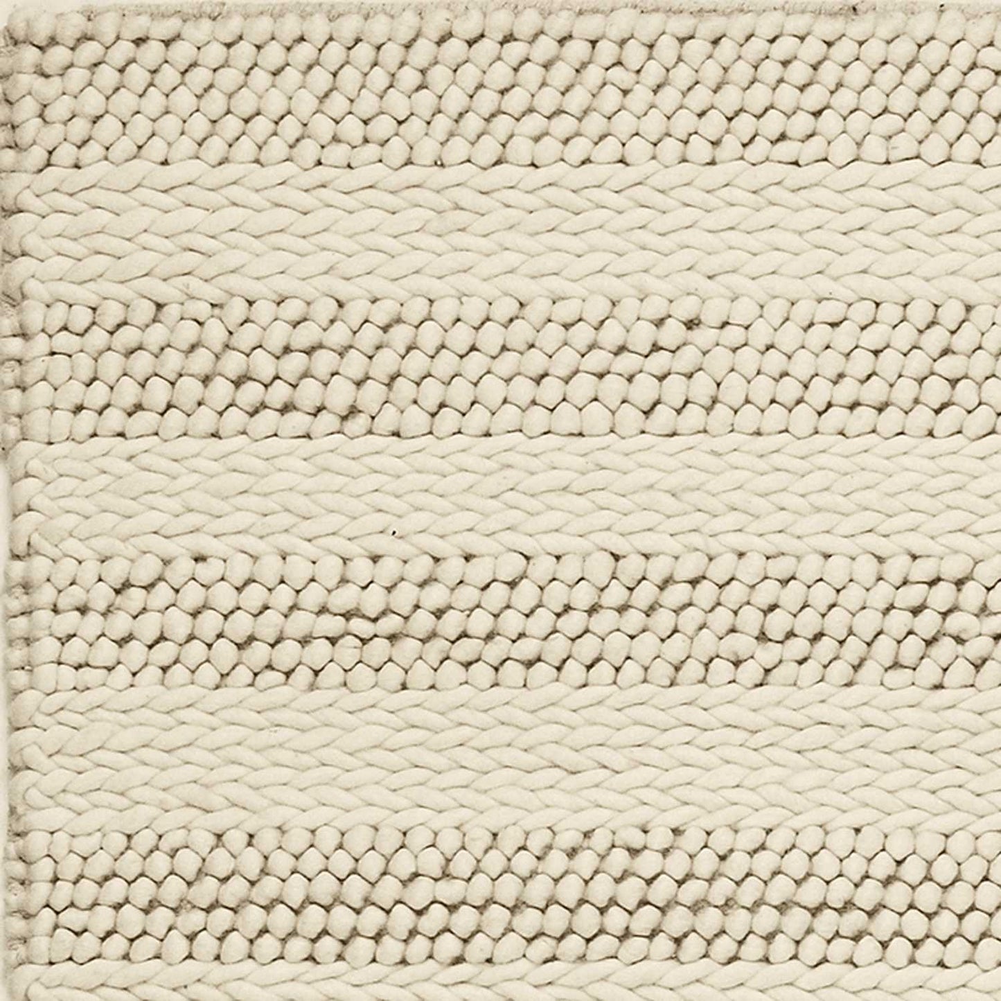 HomeRoots 5 x 7' White Ivory Hand Woven Knobby Cornish Stripe Indoor Area Rug