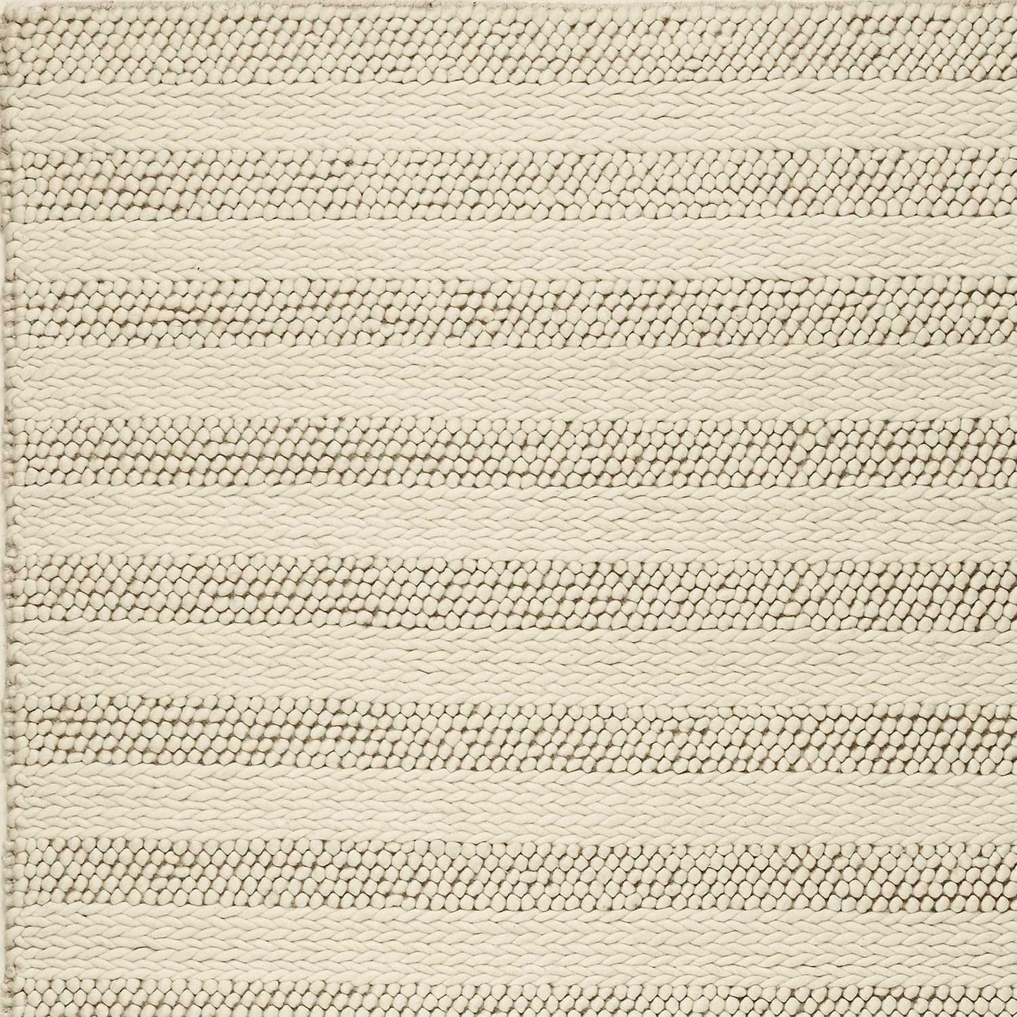 HomeRoots 5 x 7' White Ivory Hand Woven Knobby Cornish Stripe Indoor Area Rug