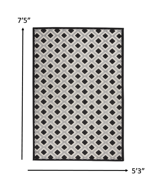 HomeRoots 5’ x 8’ Black White Gray Indoor Outdoor Area Rug