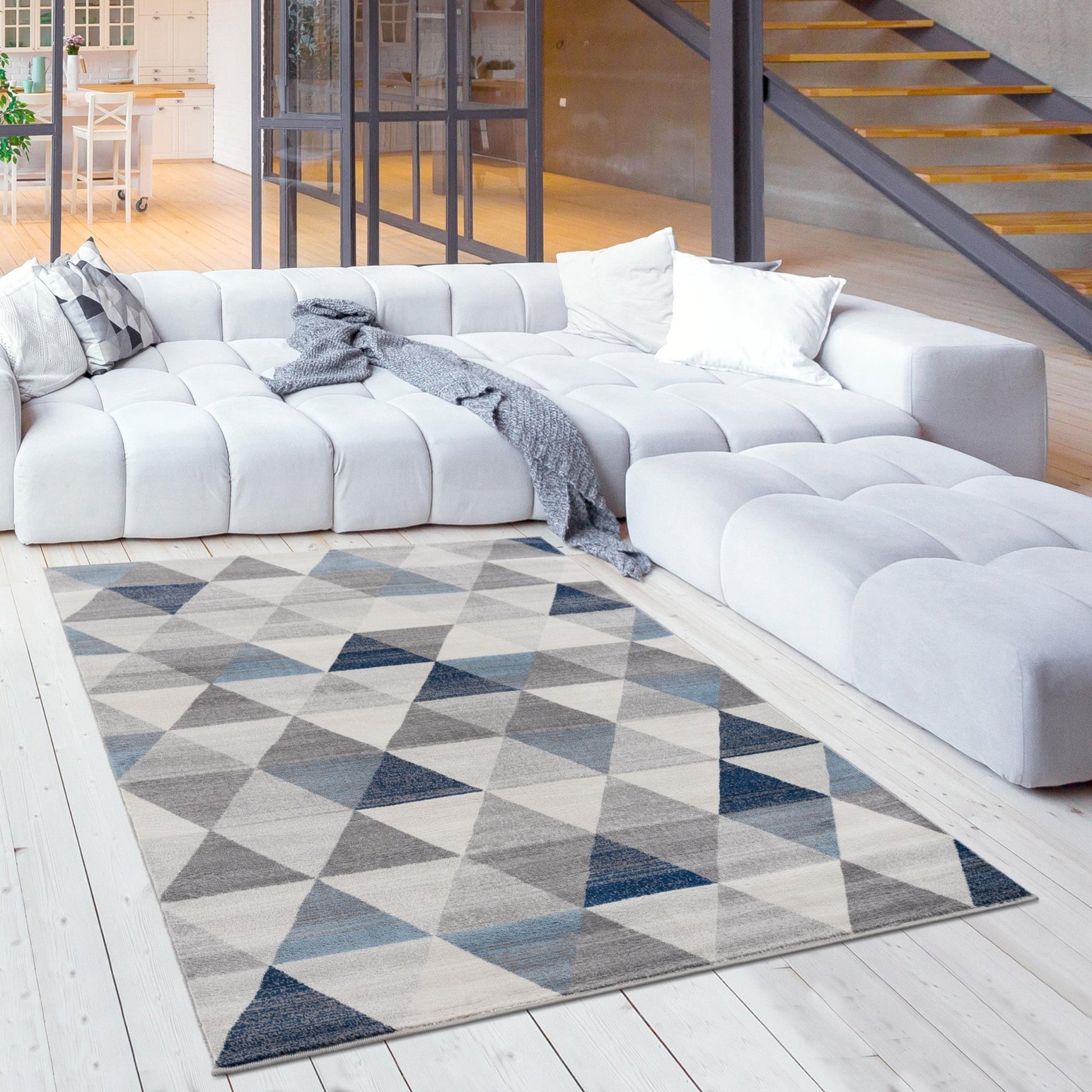 HomeRoots 5’ x 8’ Geometric Diamond Area Rug in Navy Blue Finish