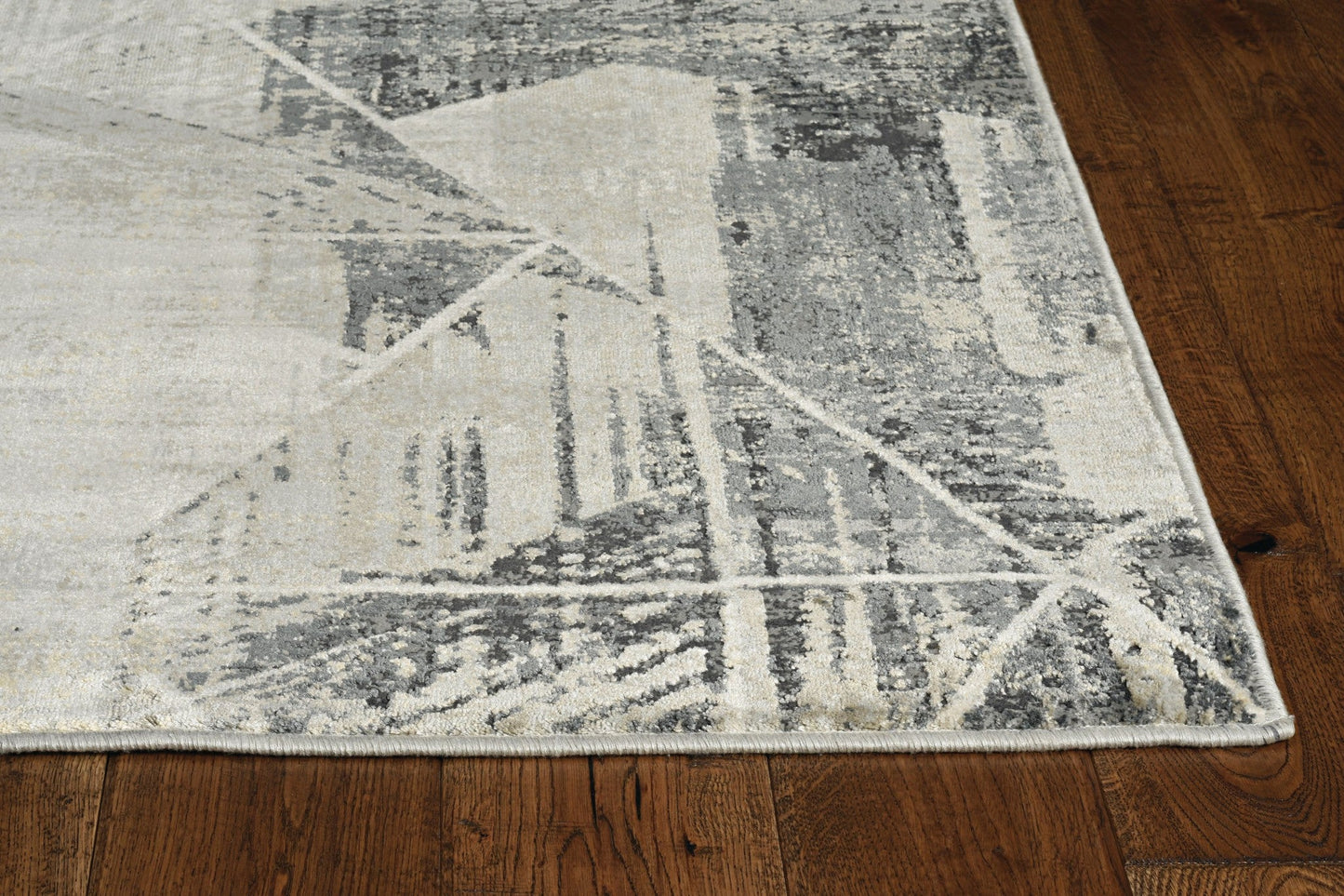 HomeRoots 5 x 8' Grey Machine Woven Abstract Geometric Indoor Area Rug