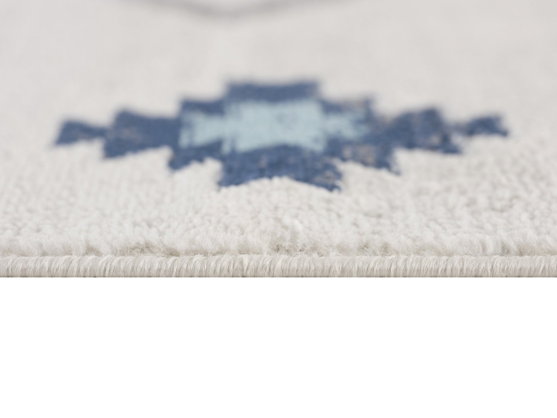 HomeRoots 5’ x 8’ Navy and Ivory Tribal Pattern Area Rug