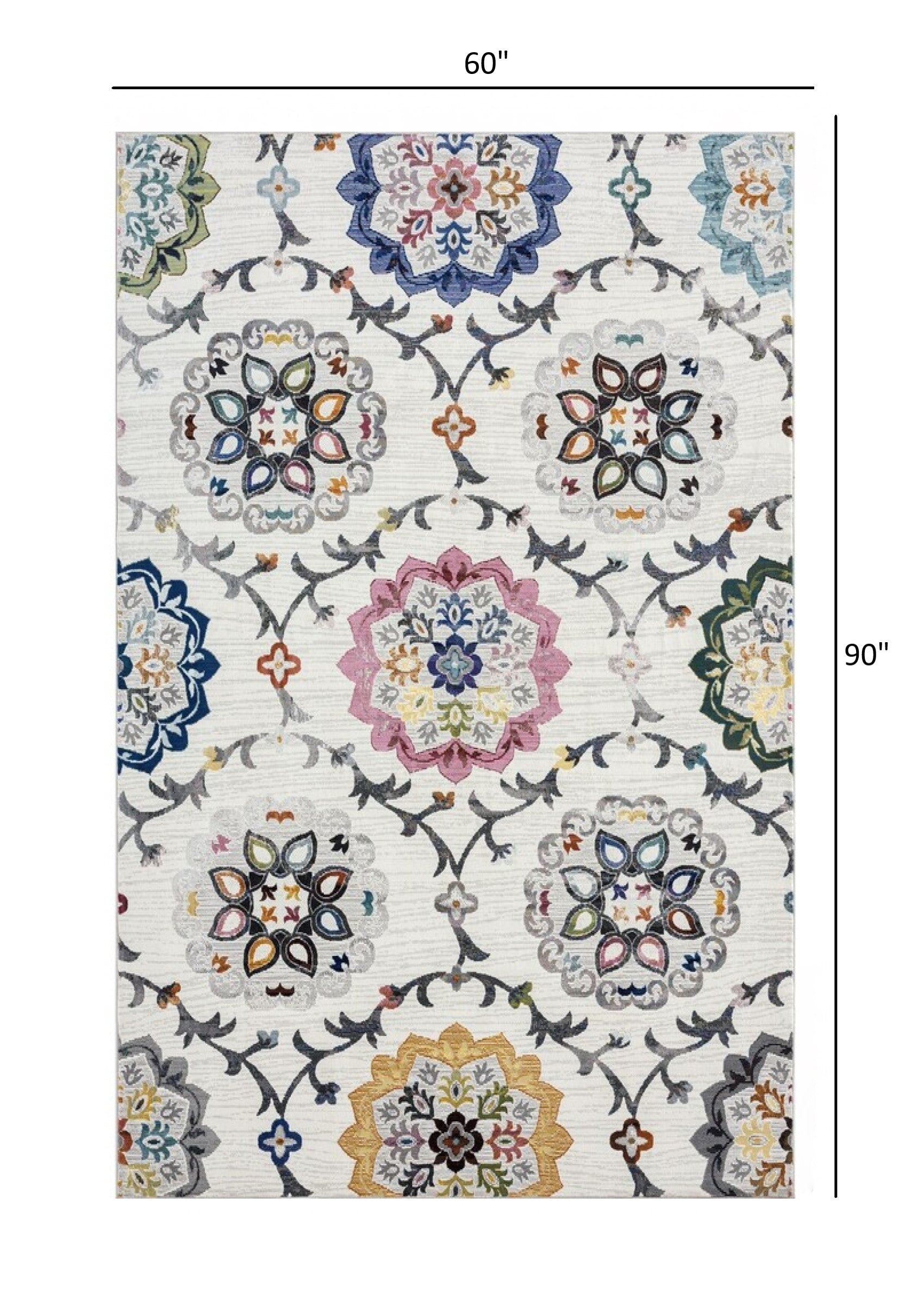 HomeRoots 5' x 8' White Floral Quatrefoil Area Rug