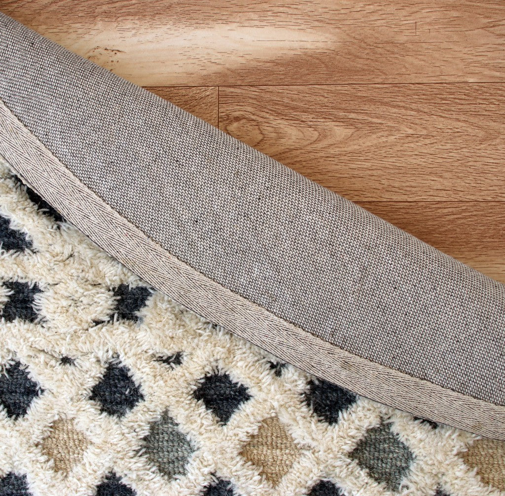 HomeRoots 6' Round Blue and Cream Decorative Area Rug