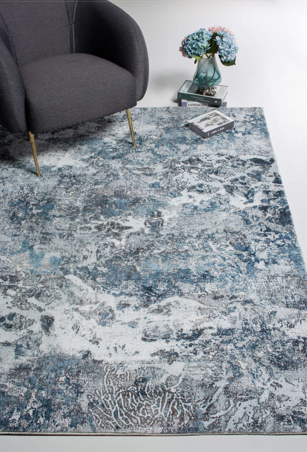 HomeRoots 6' x 9' Gray Blue Abstract Galaxy Area Rug