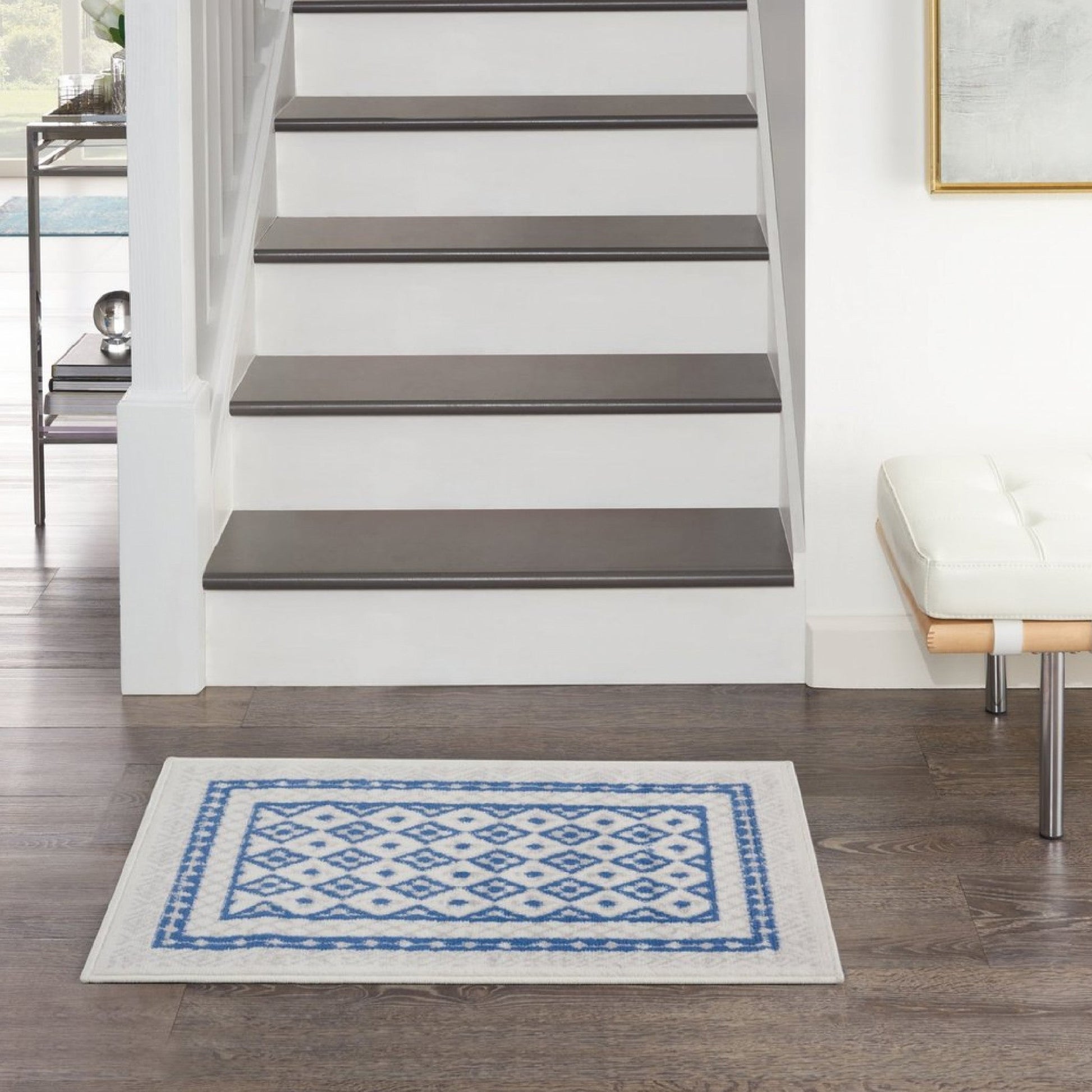 HomeRoots 6' x 9' Ivory and Blue Geometric Area Rug