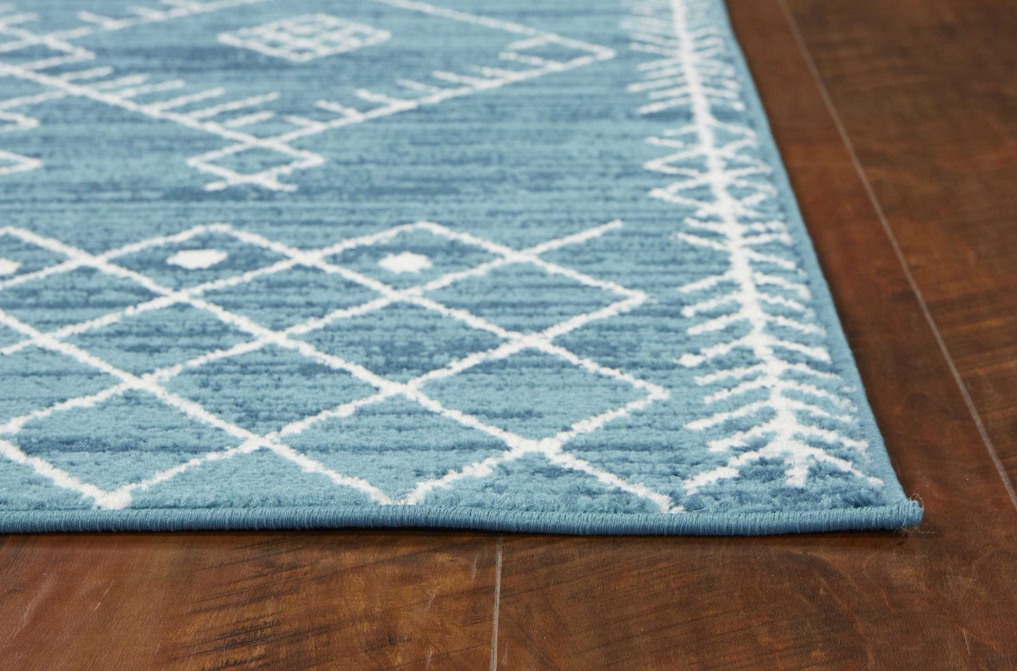 HomeRoots 7' Ocean Blue Machine Woven Geometric Tribal Indoor Runner Rug