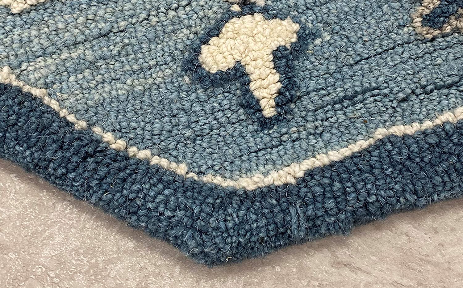 HomeRoots 7' Round Blue Traditional Medallion Area Rug