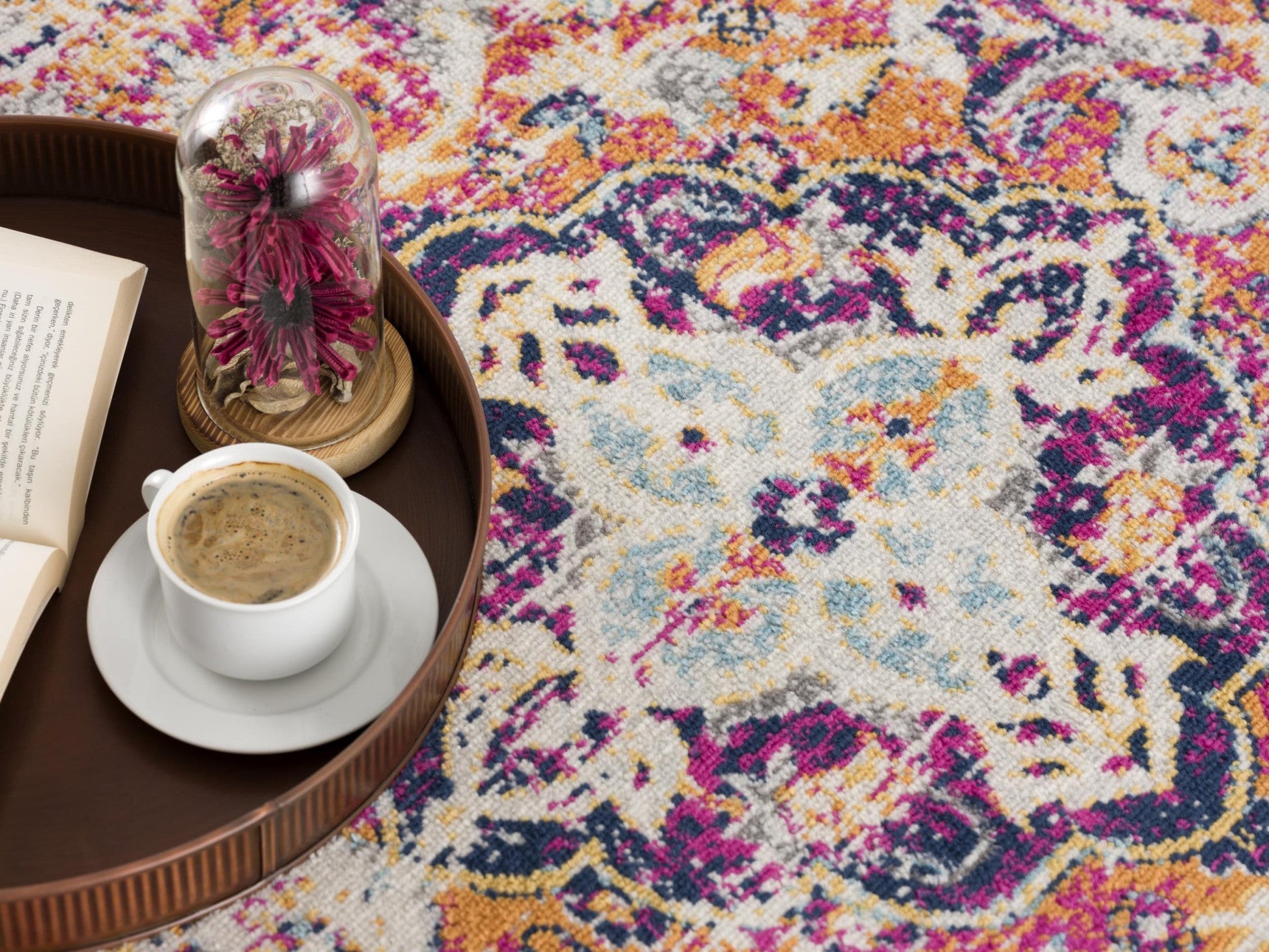 HomeRoots 7' x 10' Cream Decorative Medallion Area Rug