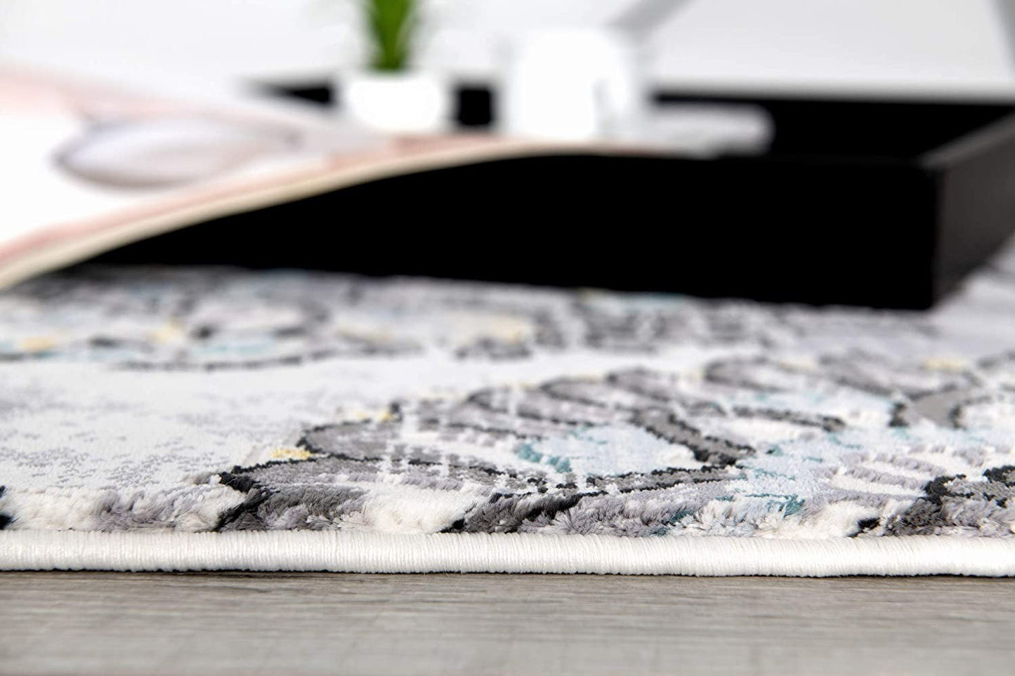 HomeRoots 7' x 10' Gray Modern Jacobean Floral Area Rug