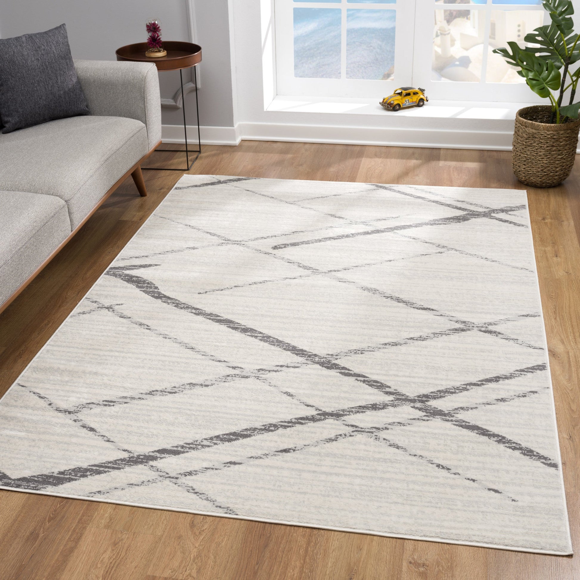 HomeRoots 7’ x 10’ Modern Abstract Pattern Area Rug in Gray Finish