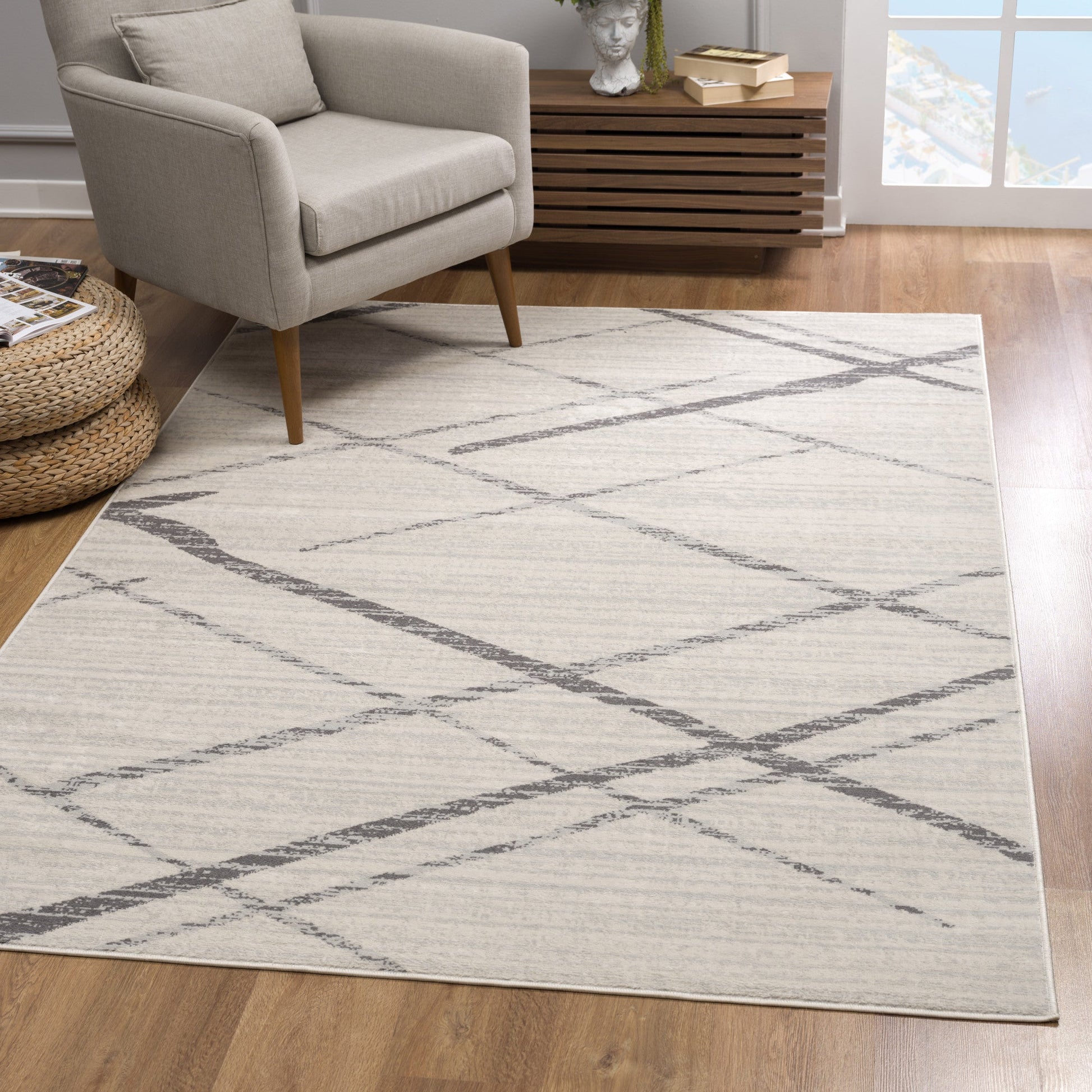 HomeRoots 7’ x 10’ Modern Abstract Pattern Area Rug in Gray Finish