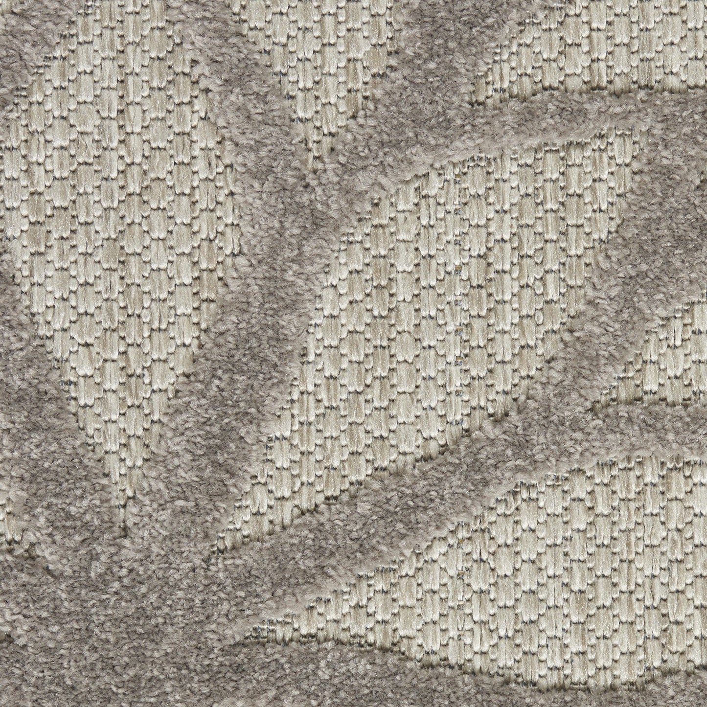HomeRoots 7’ x 10’ Silver and Gray Indoor Outdoor Area Rug