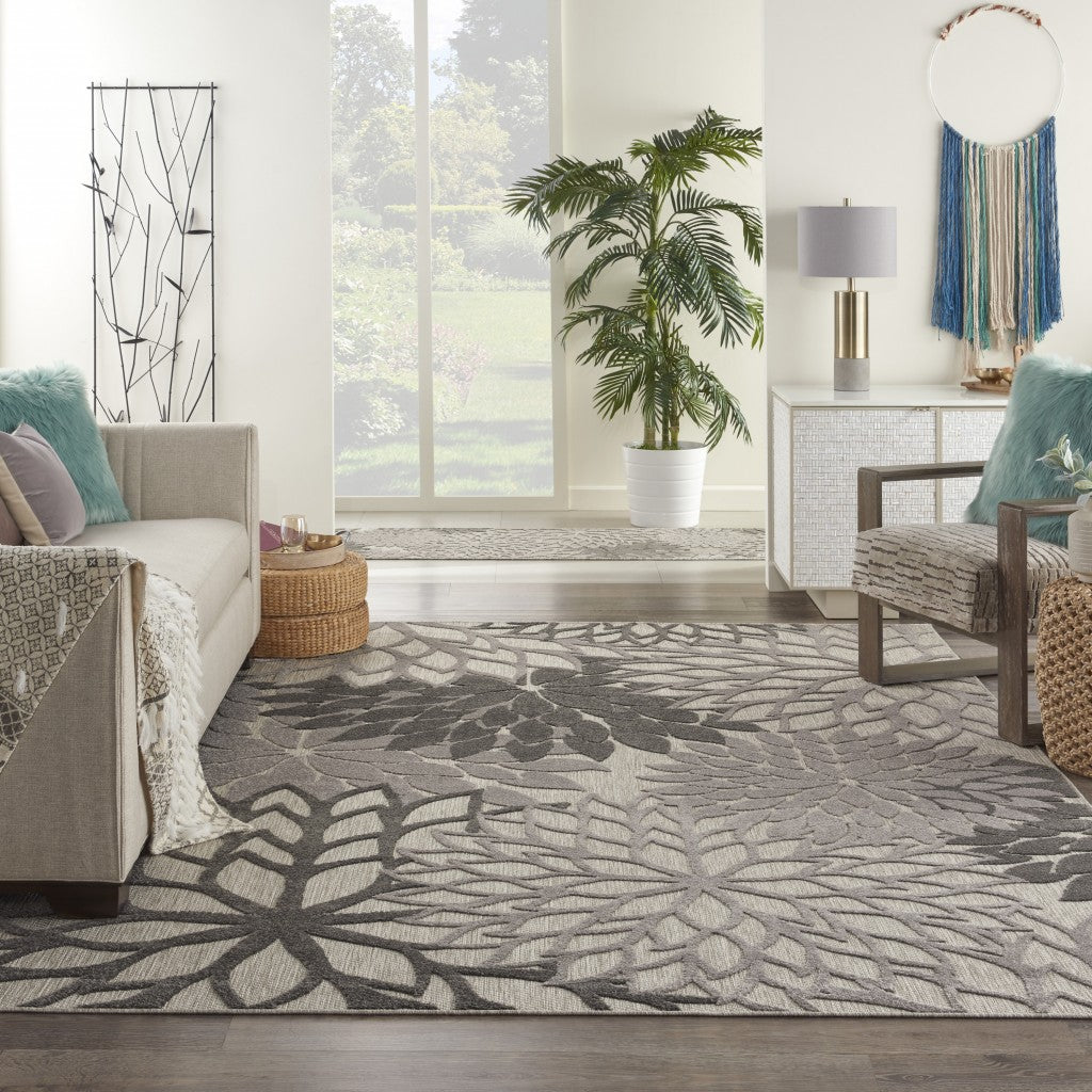 HomeRoots 7’ x 10’ Silver and Gray Indoor Outdoor Area Rug