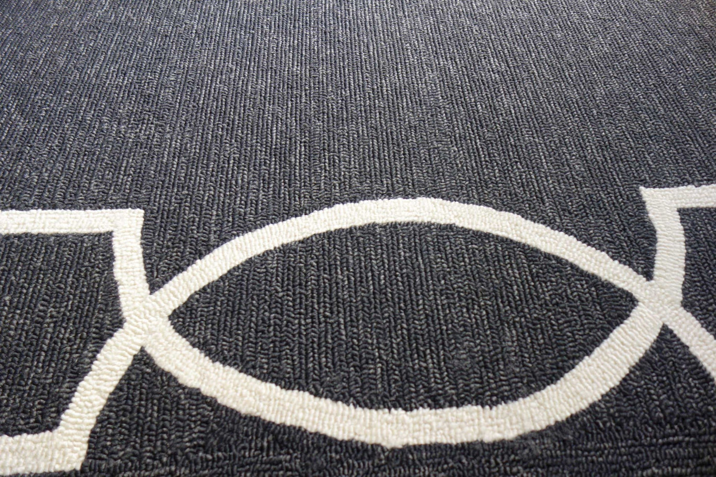 HomeRoots 78" x 114" Onyx Polypropylene Rug