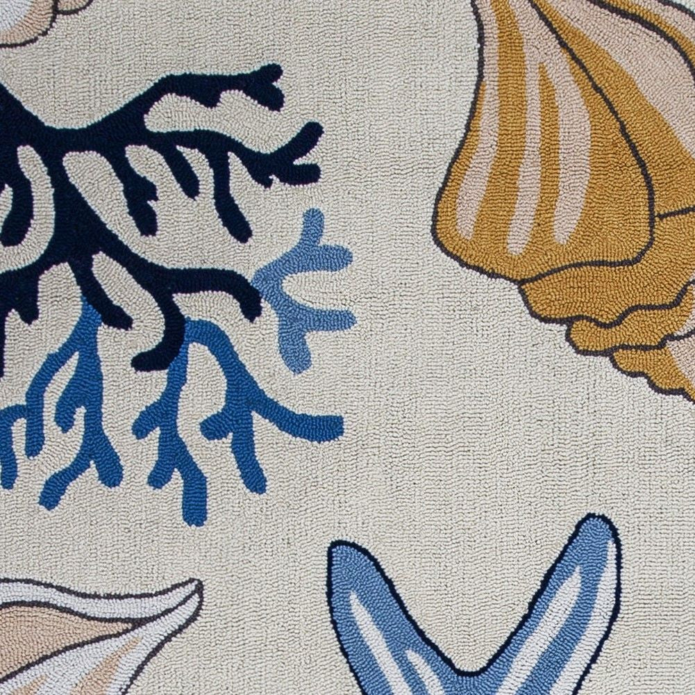HomeRoots 8' Ivory Hand Hooked Sea Corals And Shells Indoor Runner Rug
