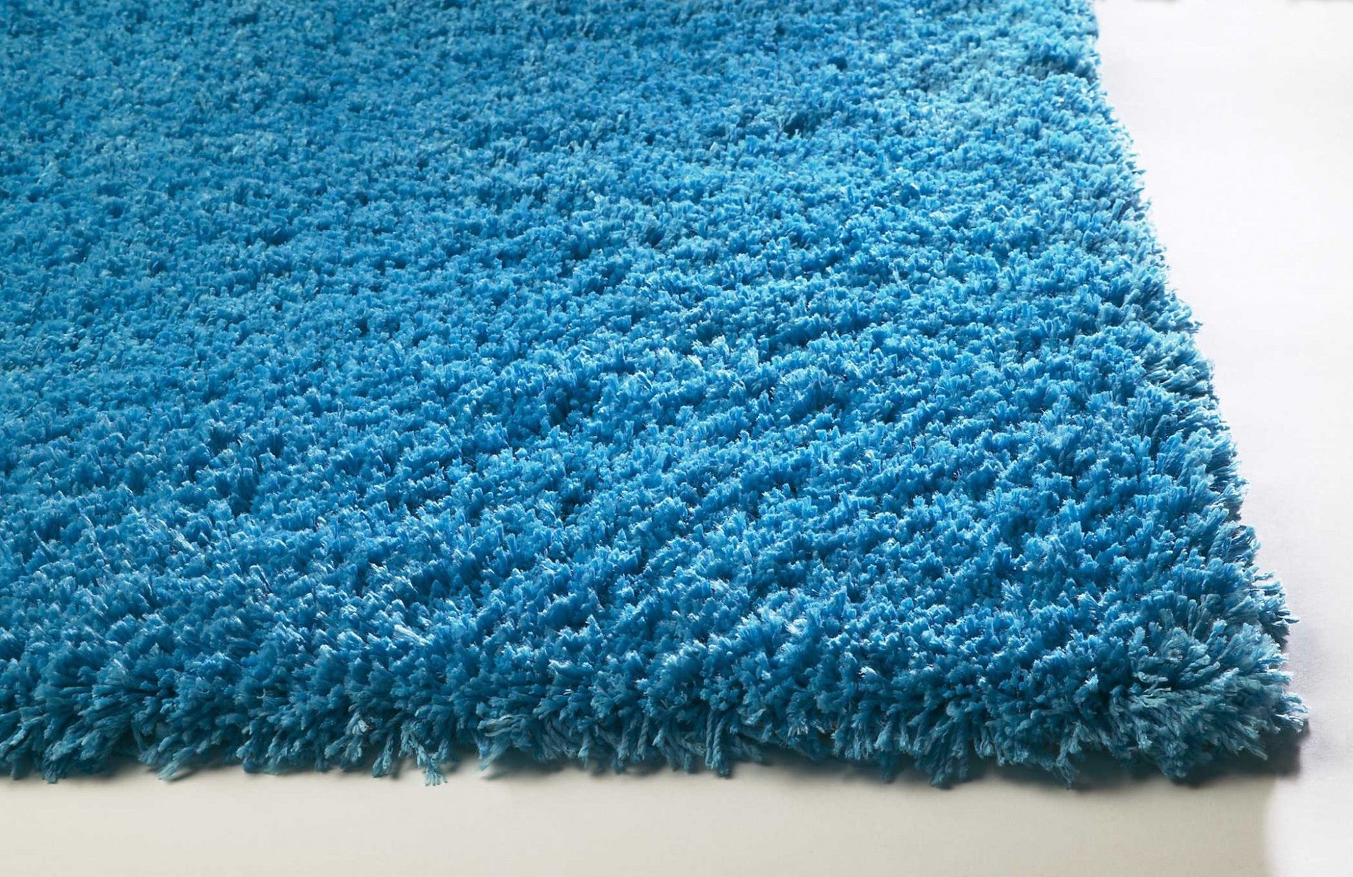 HomeRoots 8' x 10' Highlighter Blue Indoor Shag Rug