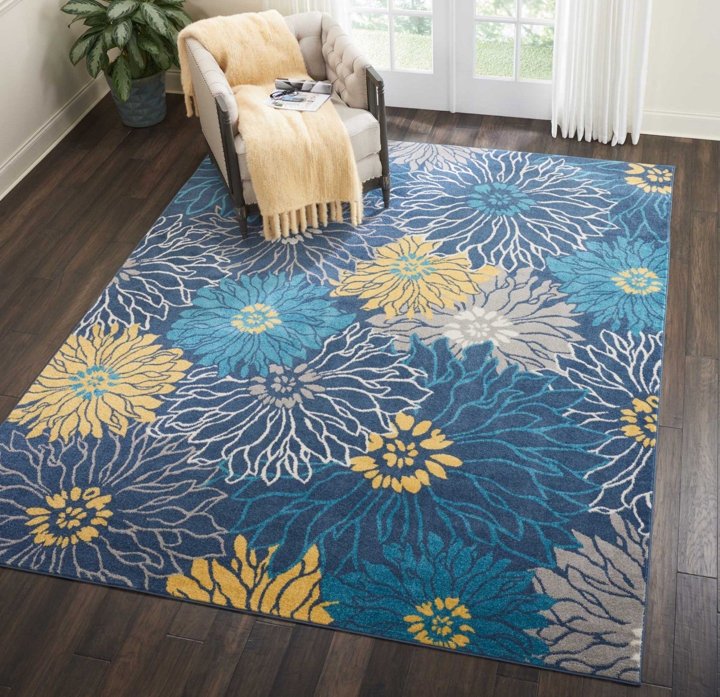 HomeRoots 8’ x 10’ Tropical Flower Area Rug in Blue Finish