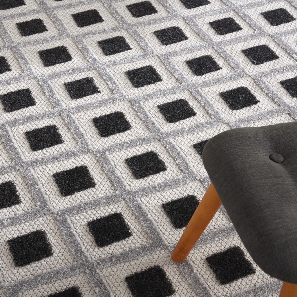 HomeRoots 8’ x 11’ Black White Gray Indoor Outdoor Area Rug