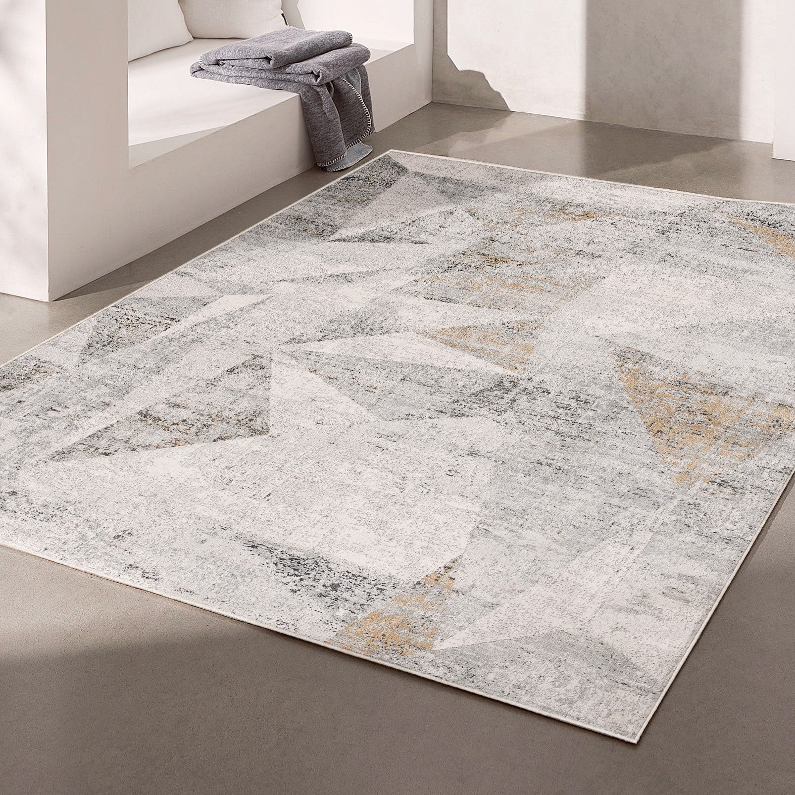 HomeRoots 8' x 11' Gray Distressed Prism Modern Area Rug