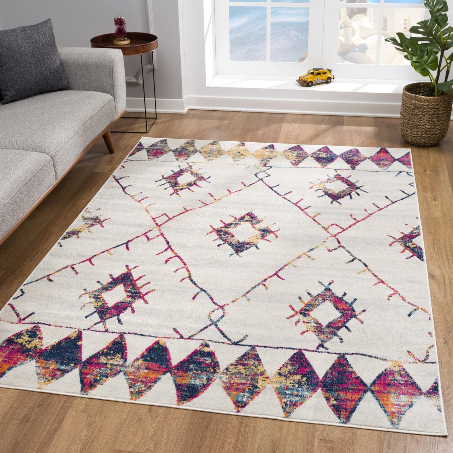 HomeRoots 8' x 11' White Berber Pattern Area Rug