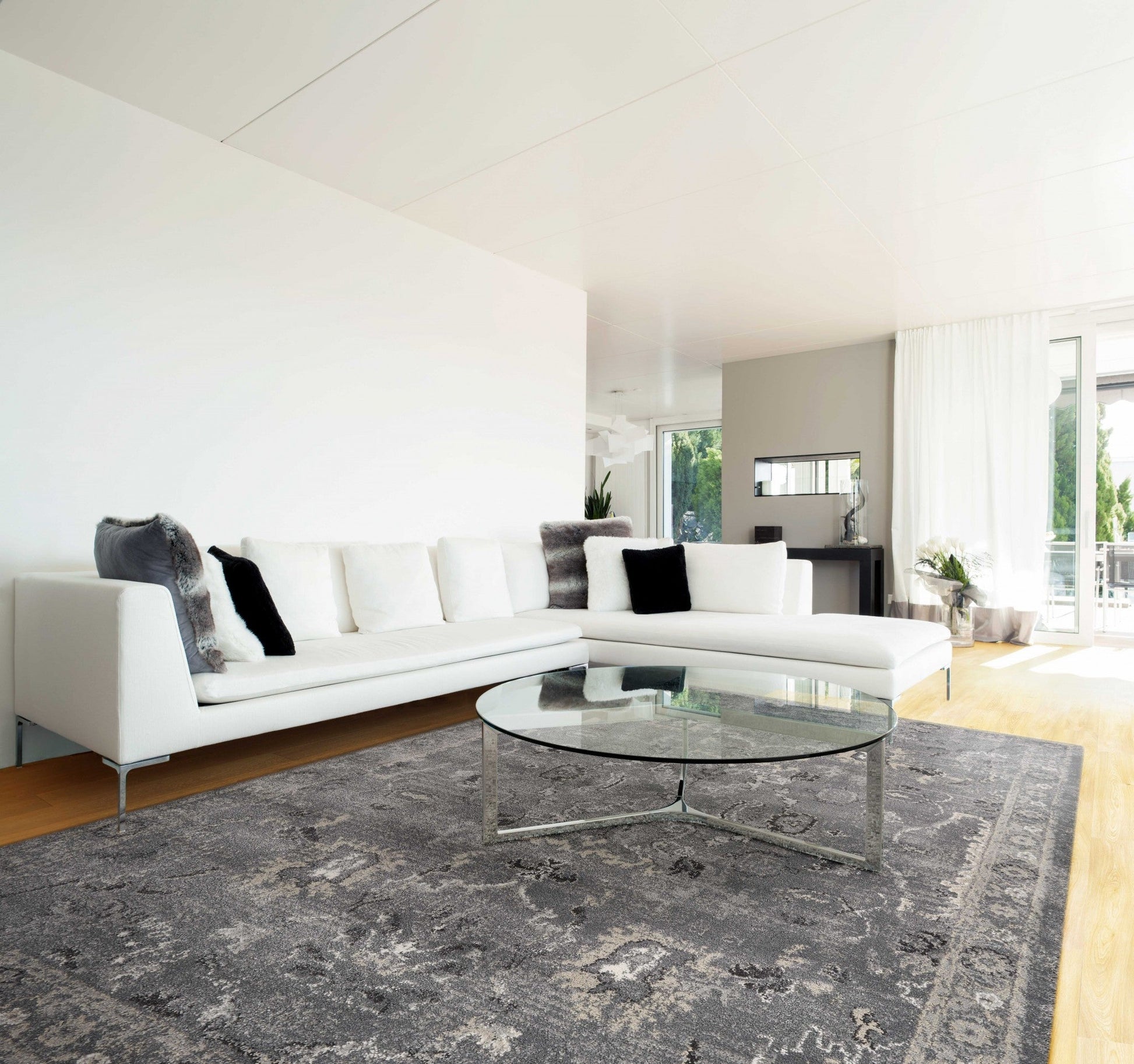 HomeRoots 8' x 13' Polypropylene Grey Area Rug
