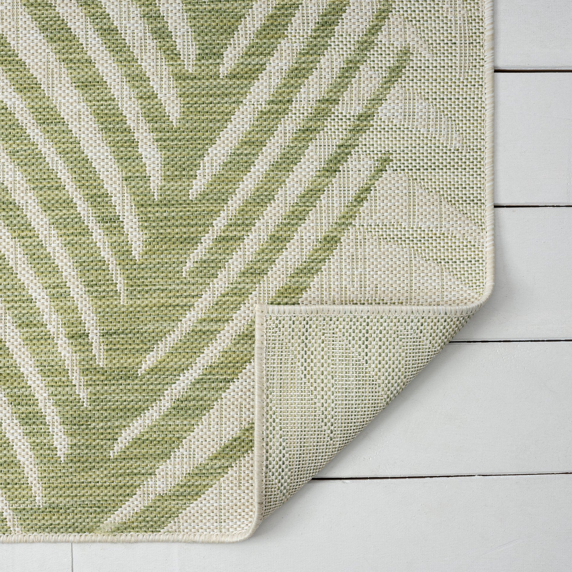 HomeRoots 8’ x 9’ Green Palms Indoor Outdoor Area Rug