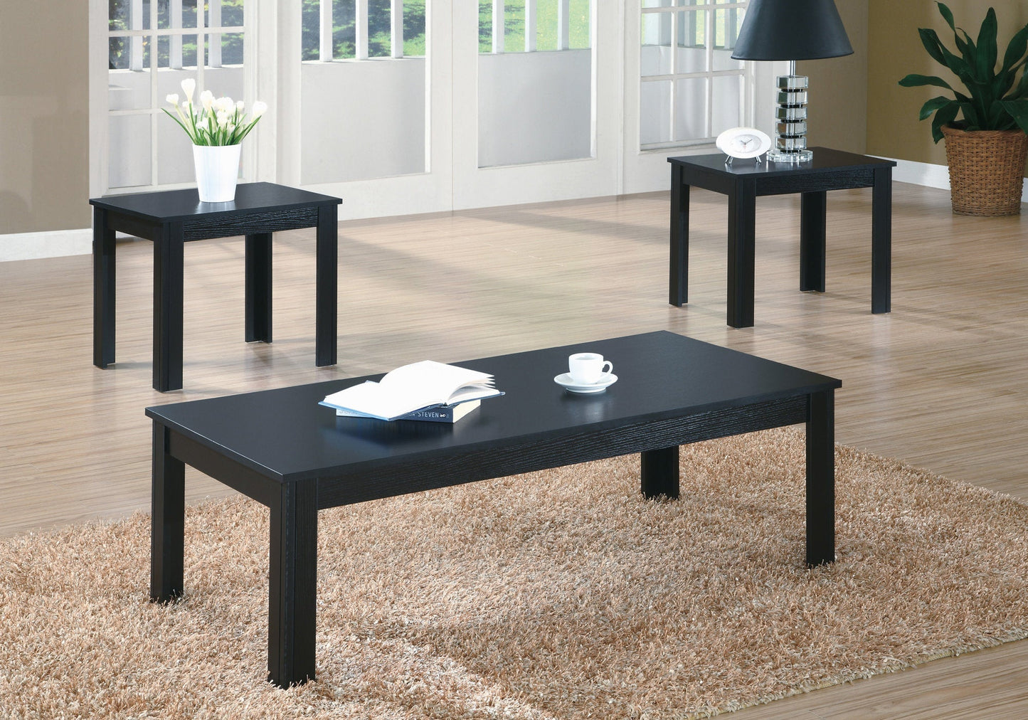 HomeRoots Black Contemporary Table in Set of 3