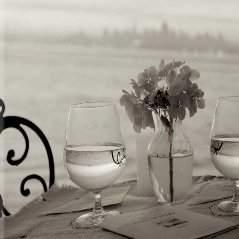 HomeRoots Black and White Romantic Date For Two City 4 Giclee Wrap Canvas Wall Art
