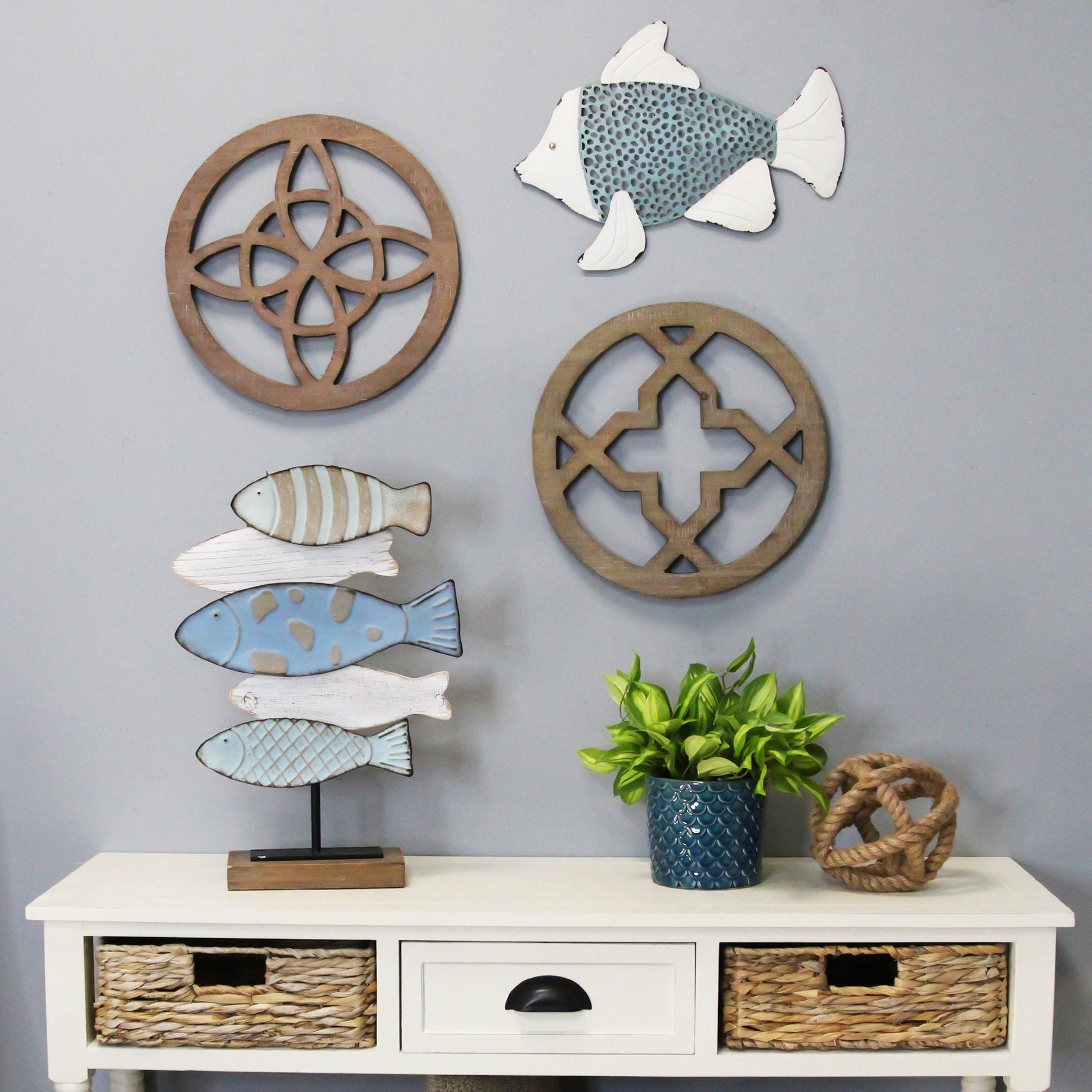 HomeRoots Coastal School of Fish Metal Tabletop