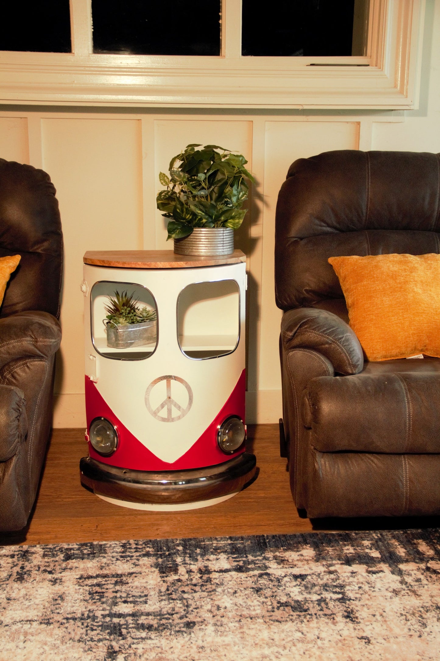 HomeRoots Modern Red Metal And Wood Hippy Van Side Table