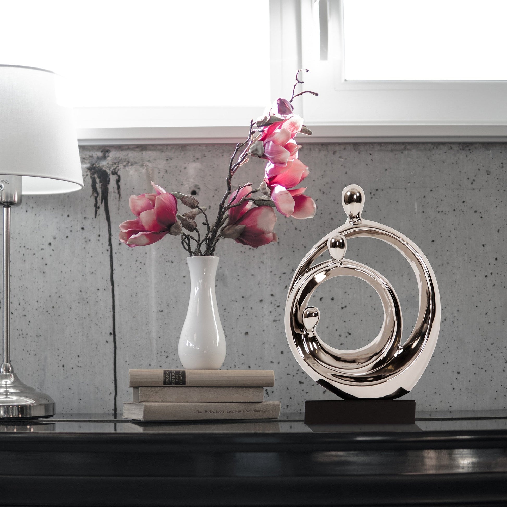 HomeRoots Modern Silver and Black Family Trio Sculpture